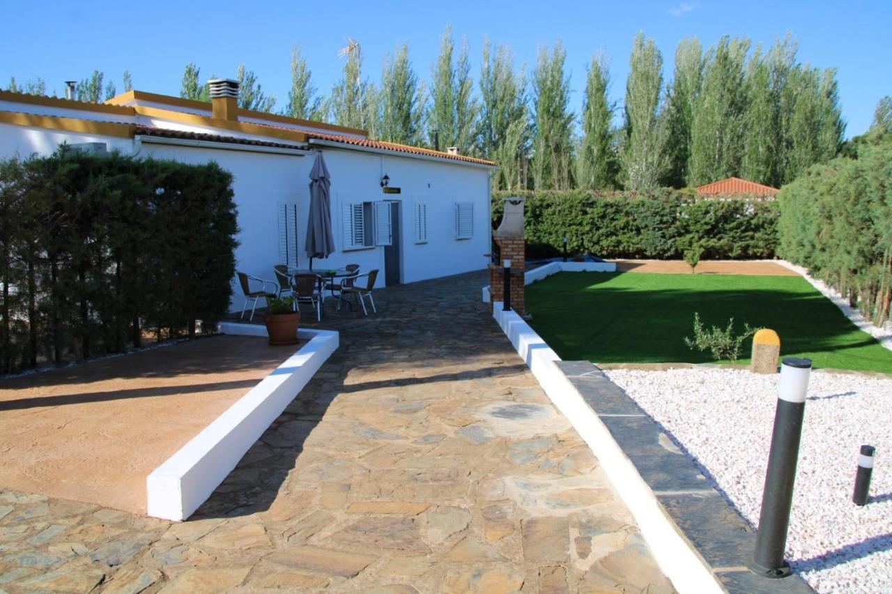 Alojamientos Rurales La Codosera Exterior foto