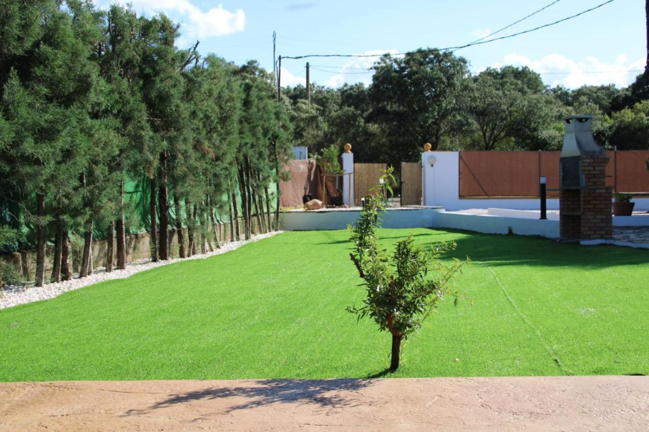 Alojamientos Rurales La Codosera Exterior foto